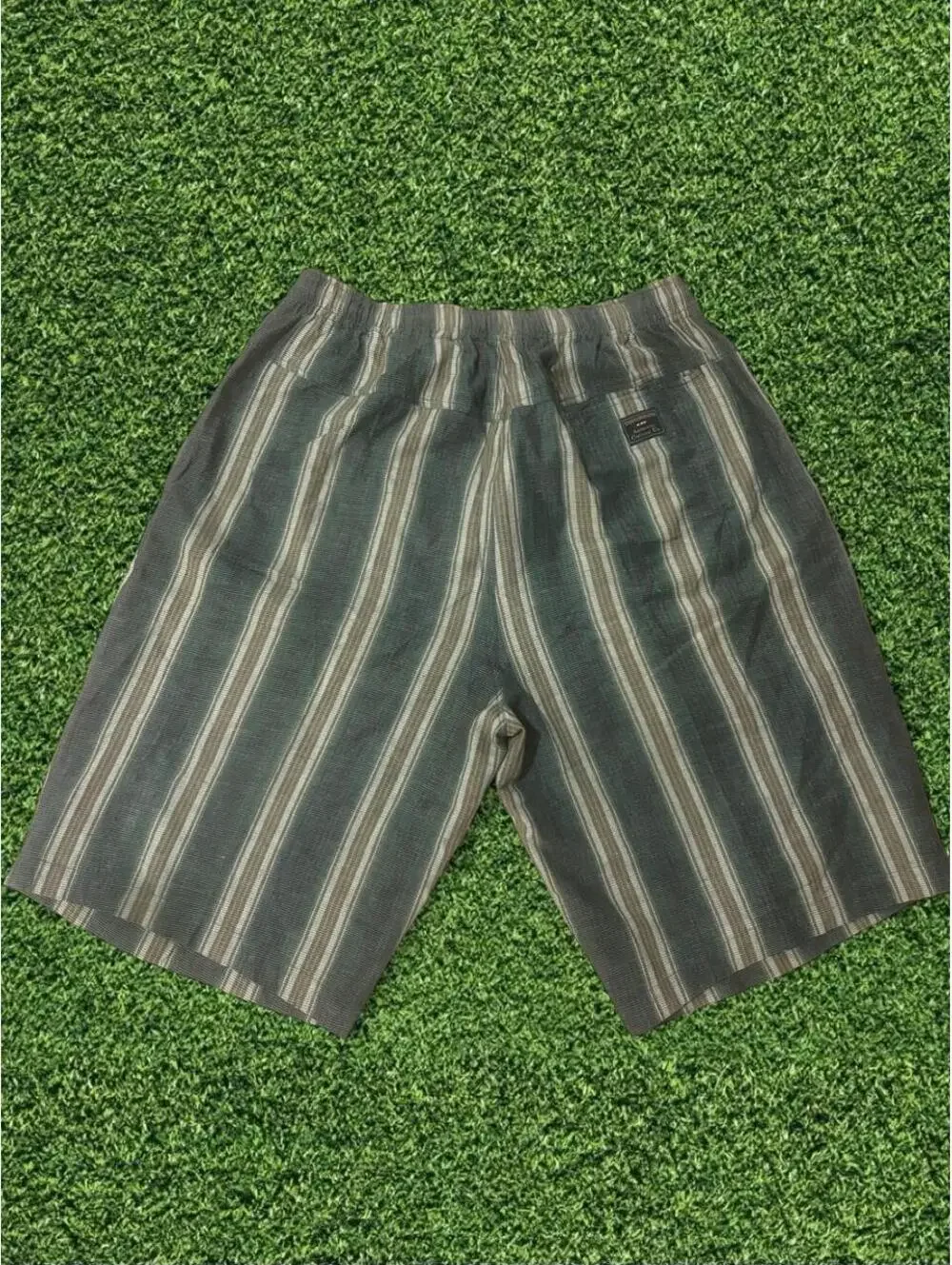 Vintage Union Bay Green Striped Shorts – Size XL (28)